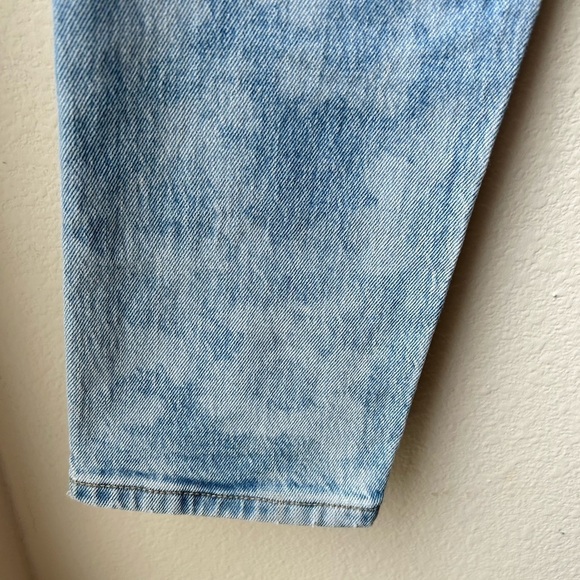 Levi’s Light Blue Wash Tango Hazy Daisy Floral Print 501 Skinny Jeans 26x28 - Picture 13 of 15